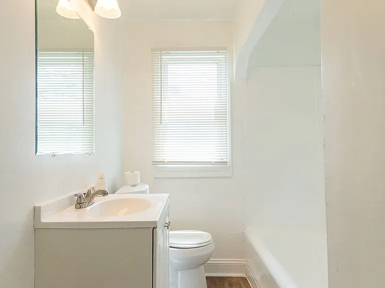 1340 Sheffield Rd — Photo 6