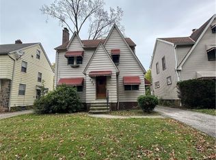 893 Keystone Dr, Cleveland Heights, OH