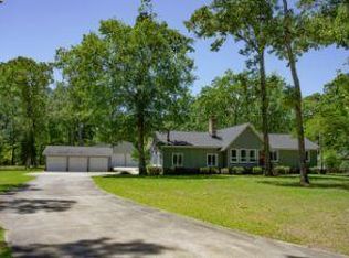 134 Rutledge Dr, Eutawville, SC 29048