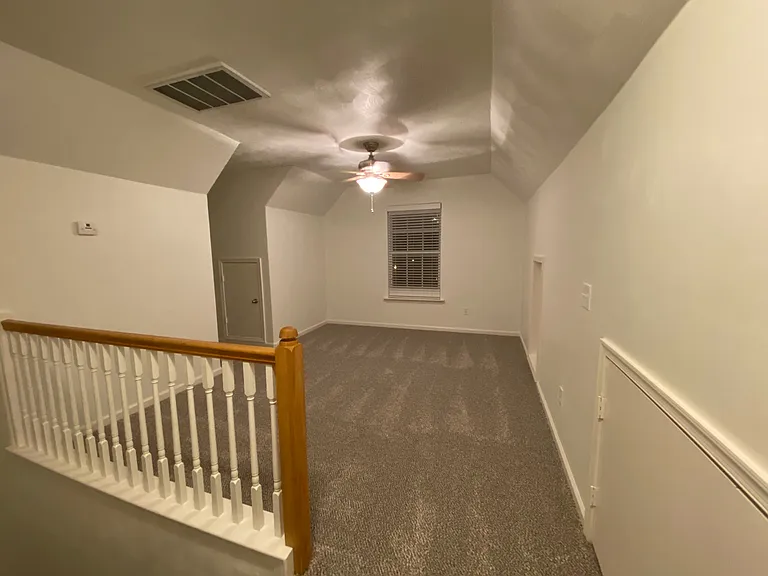 5629 Memorial Dr — Photo 35