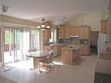 4th image of 10648 Devonshire Dr