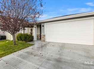 2054 E Kamay Dr, Meridian, ID 83646