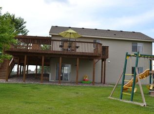 1836 Nixon St S, Cambridge, MN 55008