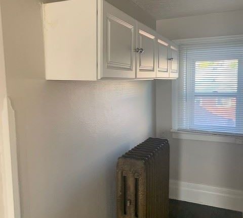 5th image of 424 S 35th St APT 6