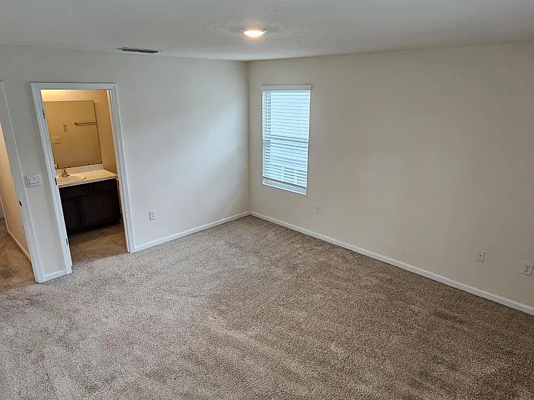 7683 Legacy Trl — Photo 11