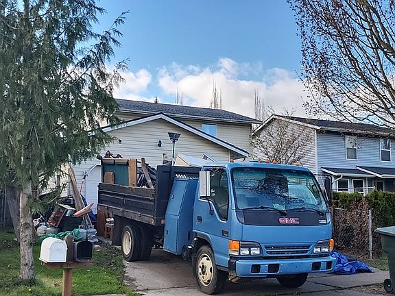 3rd image of 237 Colorado St