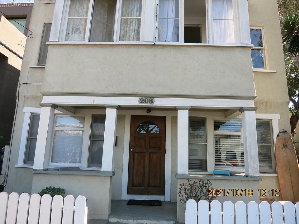 208 San Juan