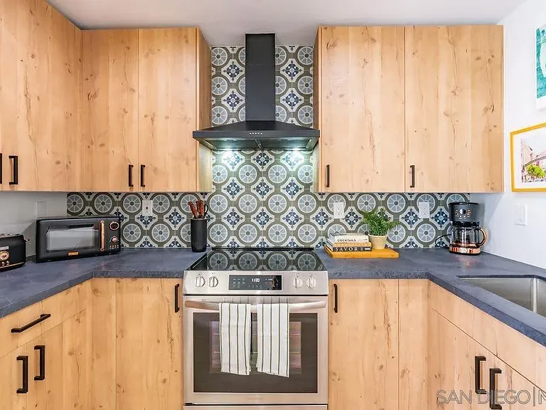 725 Pennsylvania Ave #731 — Photo 11