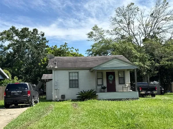 2118 Taft Ave, Pascagoula, MS 39567