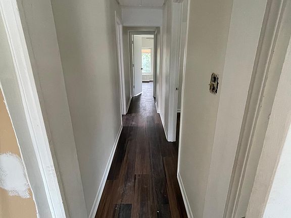 4th image of 41 W Armitage Ave