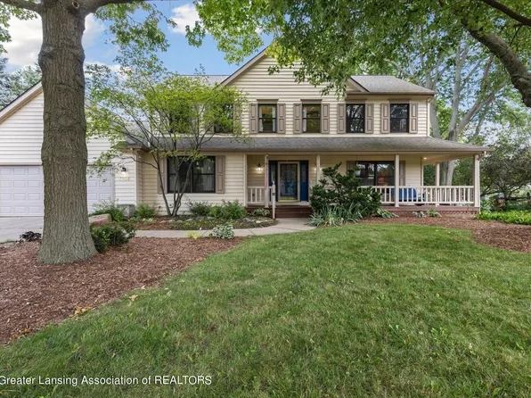 3926 Crooked Creek Dr, Okemos, MI 48864