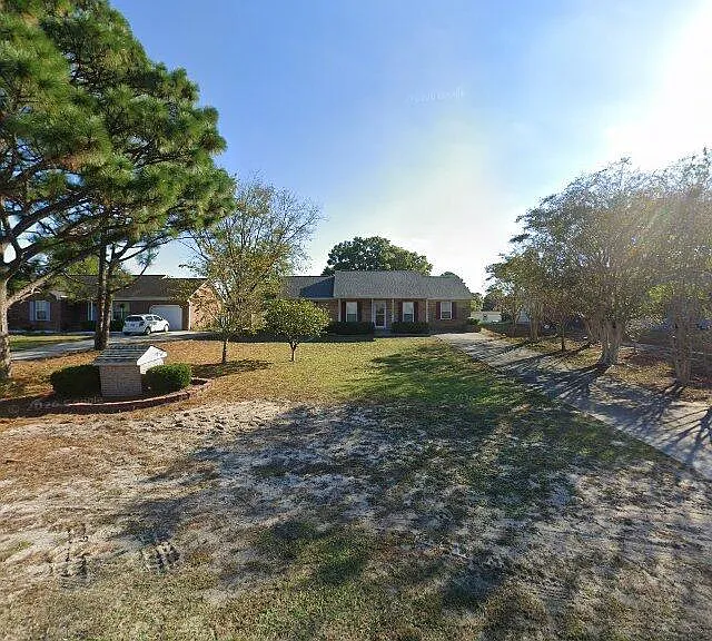 606 Manassas Dr — Photo 9