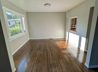 73 Governor Ter, Rochester, NY 14609