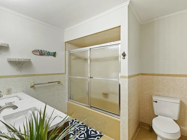 399 Golfview Dr — Photo 28