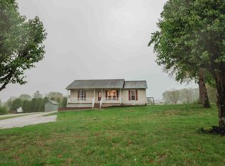 7883 Hilham Rd, Cookeville, TN 38506