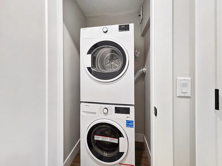2620R 28th Ave SW #2614R — Photo 11
