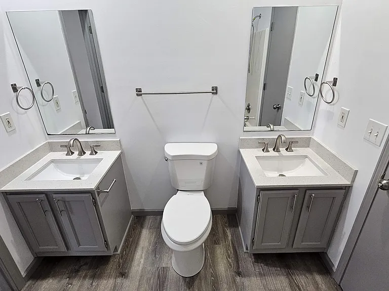 17641 W 111th Pl — Photo 36
