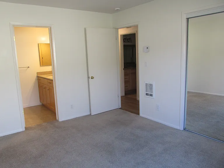 570 Peach St #26 — Photo 18