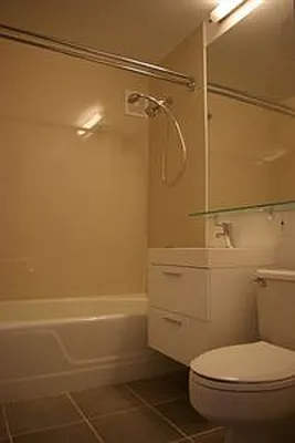 Rented by Douglas Elliman | media 16