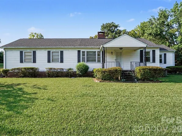 968 Hampton Grace Ave, Lancaster, SC 29720