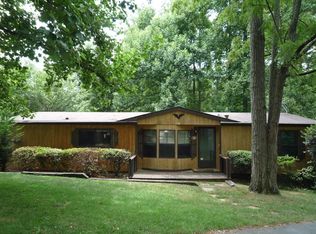 27 Nuthatch Rd, Hendersonville, NC 28792