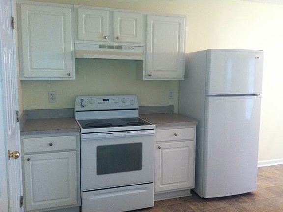 4th image of 113 Hillandale Ct