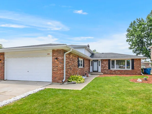 9336 Moody Ave, Oak Lawn, IL 60453