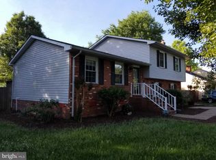 214 Gerber Dr, Fredericksburg, VA 22408