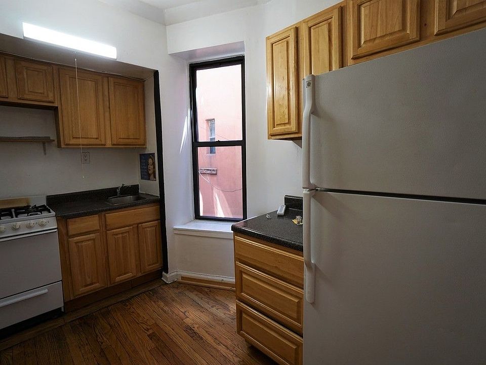 1st image of 500 E 73rd St #C4