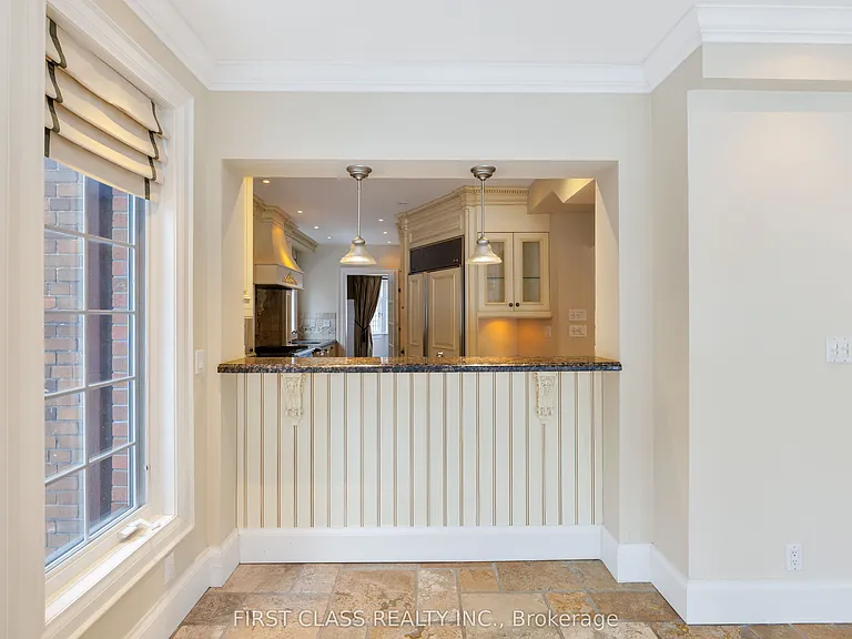 80 Douglas Dr — Photo 18