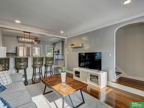 4th image of 502 S 50th St