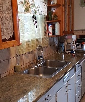 5th image of 2303 W Garland Ave