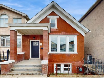 2851 S Keeley St, Chicago, IL, 60608