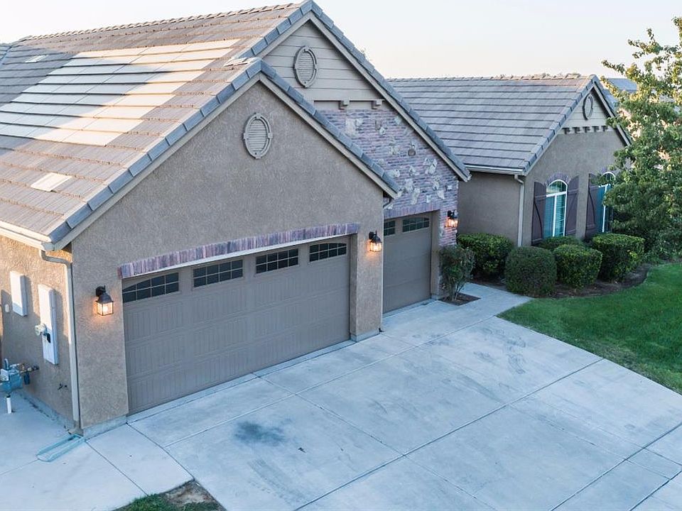 1st image of 530 S Ezie Ave