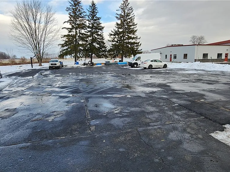 2054 State Route 245 — Photo 23