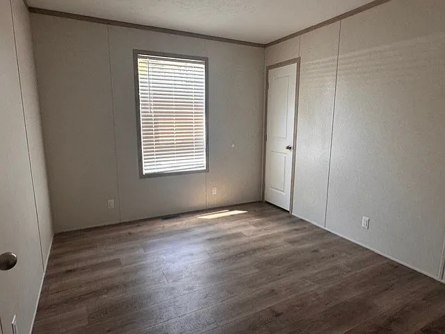 Hawaiian Gardens/Holly Village — Photo 35