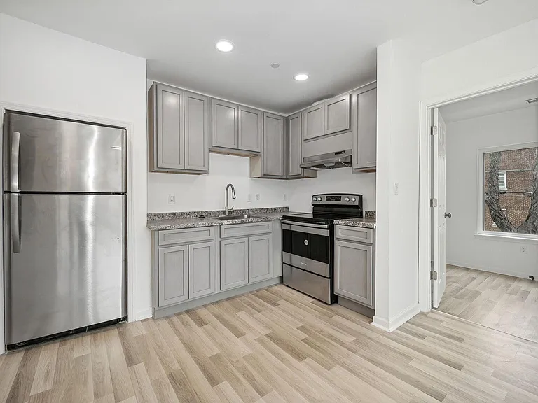 1642 16th St SE #3 — Photo 10