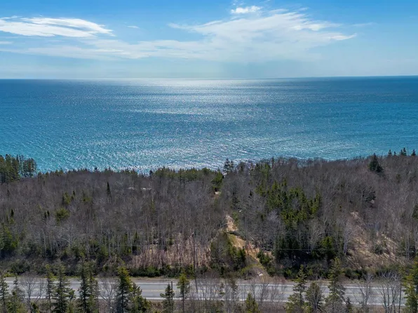 42765 Cabot Trl, Birch Plain, NS B0C 1H0
