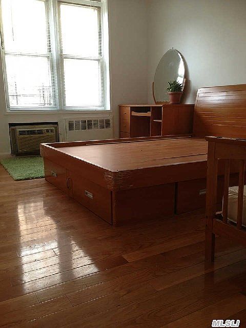 1st image of 14215 Franklin Ave APT 4L