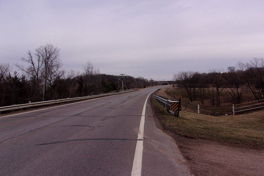 2nd image of 7265 Woodland Trl