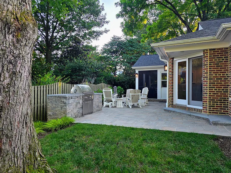 3505 N Jefferson St — Photo 5