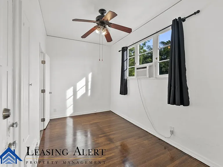 8216 Norton Ave #1/2 — Photo 8