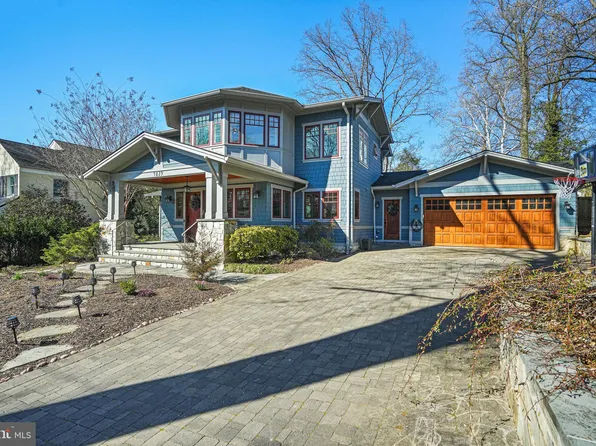 4829 Drummond Ave, Chevy Chase, MD 20815