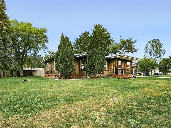 3rd image of 14118 5th Street