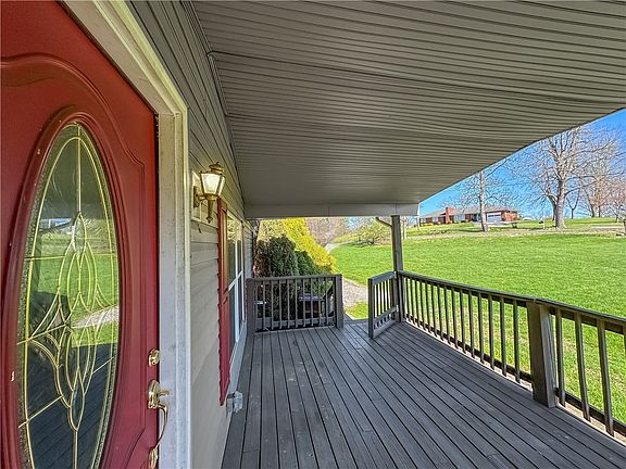 4th image of 1115 Martin Rd