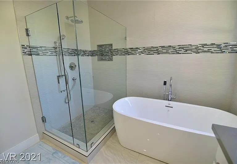 385 Glenridding St — Photo 26