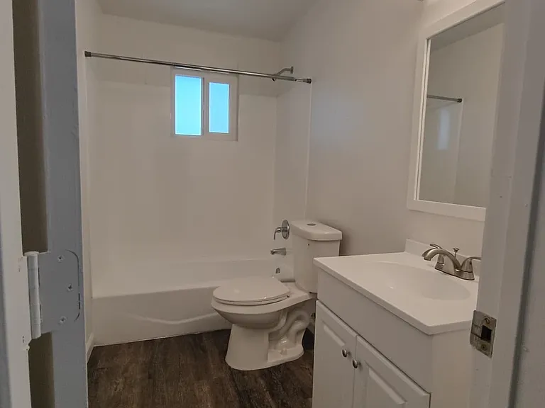 4917 E Willetta St #7B — Photo 4