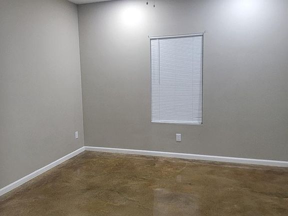 4th image of 105 S Grace St #1