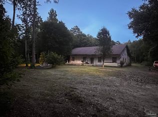 5920 Pawnee Dr, Pensacola, FL 32526