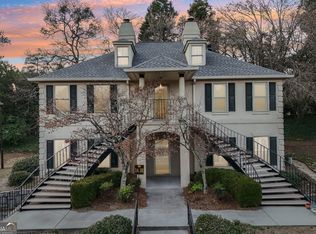3 Plantation Dr NE #B, Atlanta, GA